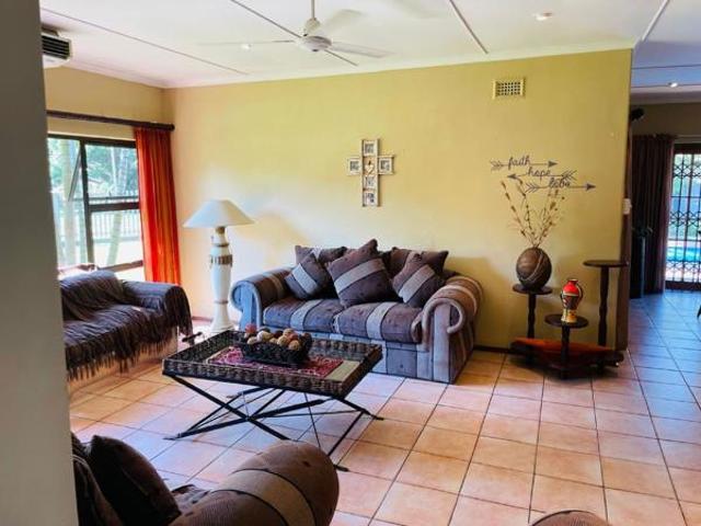 House for sale in UMhlathuze Municipality, Kwazulu-natal