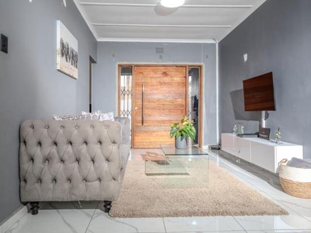 House for sale in UMhlathuze Municipality, Kwazulu-natal