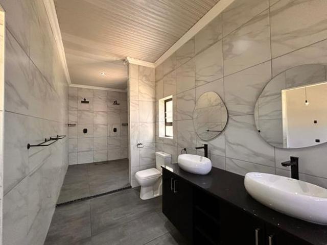 House for sale in UMhlathuze Municipality, Kwazulu-natal