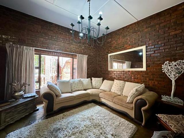 House for sale in UMhlathuze Municipality, Kwazulu-natal