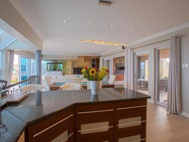 House for sale in Cape Town, Western Cape
