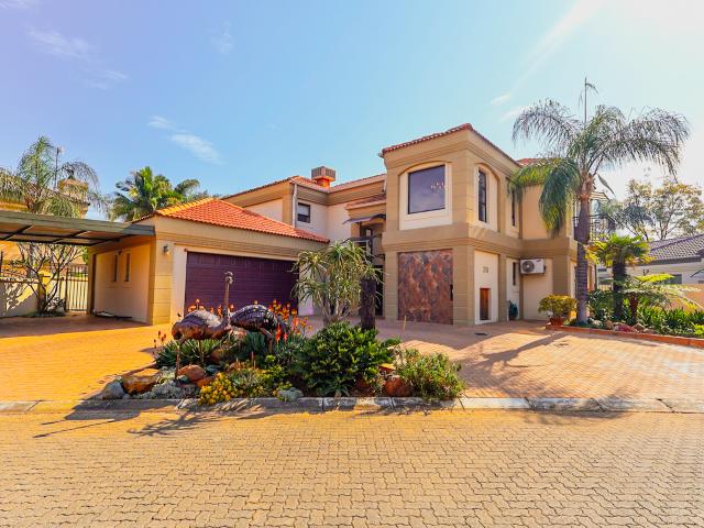 House for sale in Hartbeespoort Dam Nature Reserve, North West