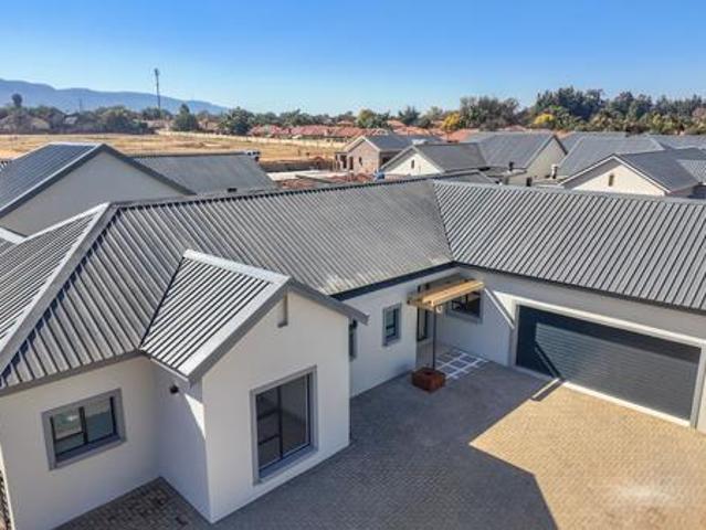 House for sale in North West