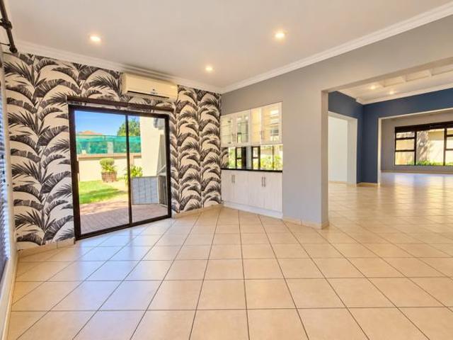 House for rent in North West