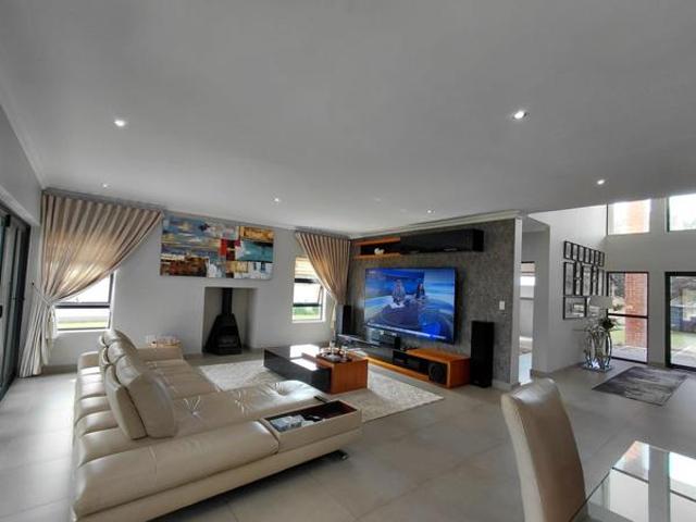 House for sale in North West