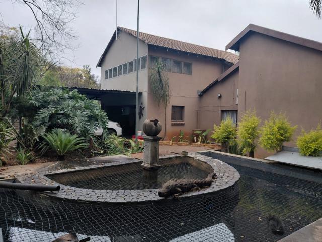 House for sale in Hartbeespoort Dam Nature Reserve, North West