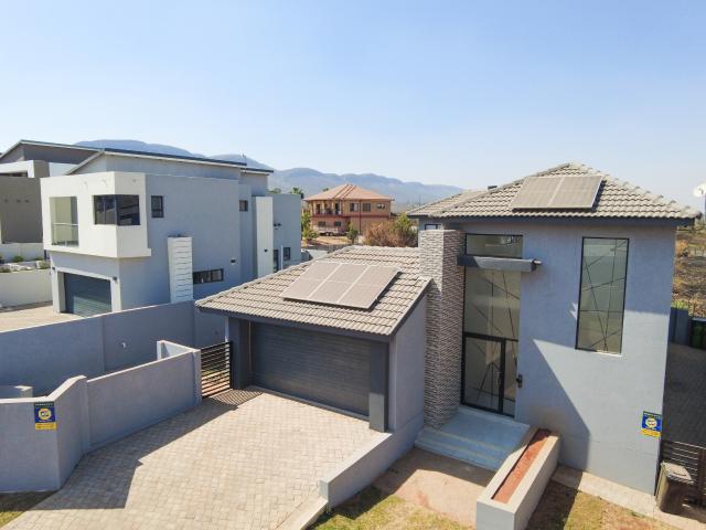 House for sale in Hartbeespoort Dam Nature Reserve, North West