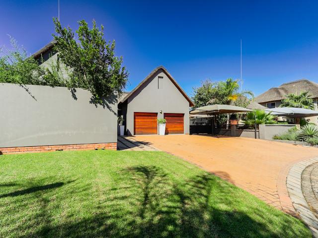 House for sale in Hartbeespoort Dam Nature Reserve, North West