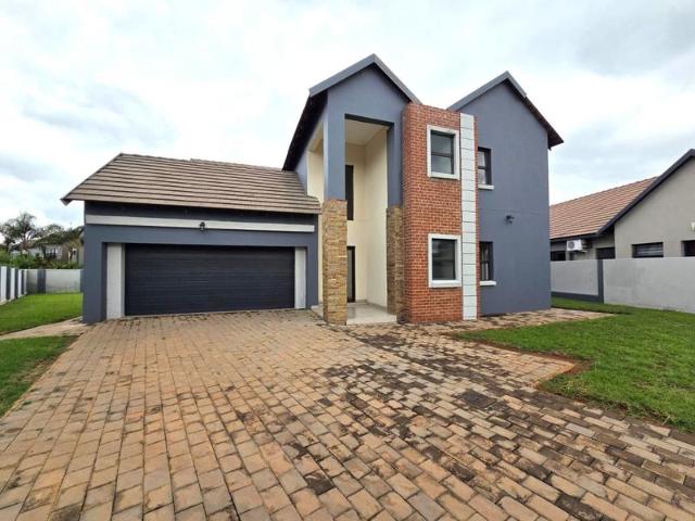 House for sale in Hartbeespoort Dam Nature Reserve, North West