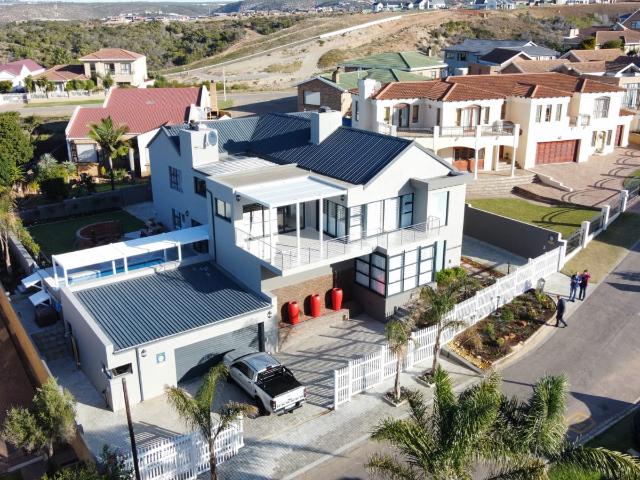 House for sale in Groot Brak Rivier, Western Cape
