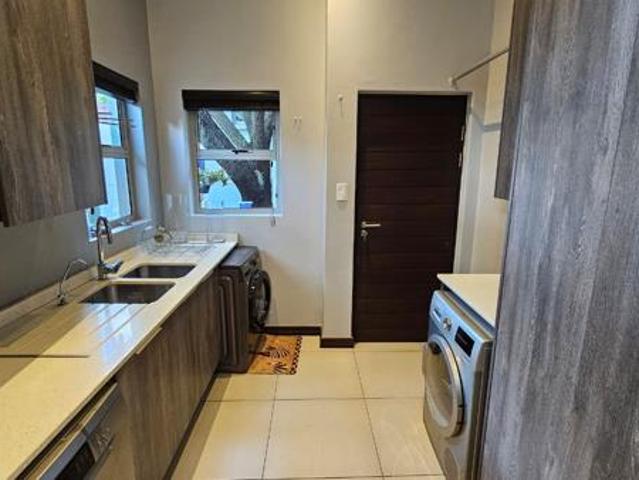 House for rent in Waterkloof, Gauteng