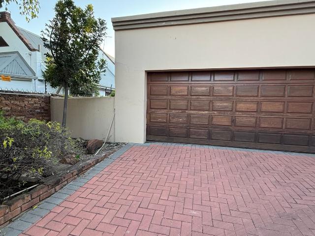 House for sale in Waterkloof, Gauteng