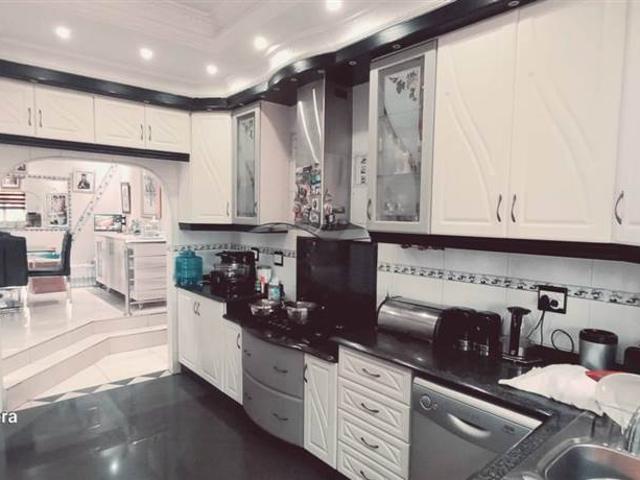 House for sale in Seaview, Kwazulu-natal