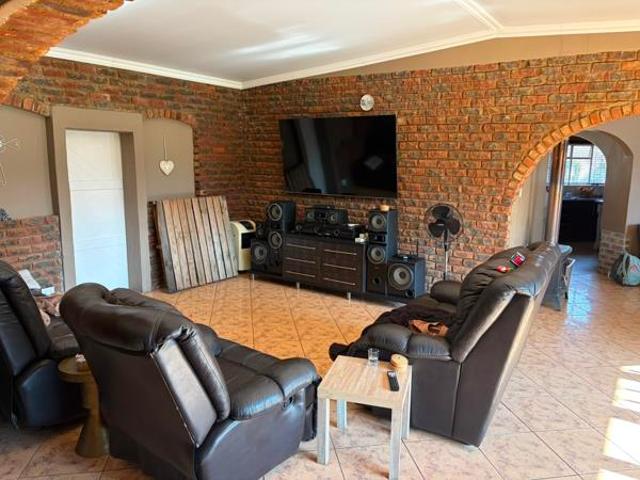 House for sale in Lejweleputswa, Free State