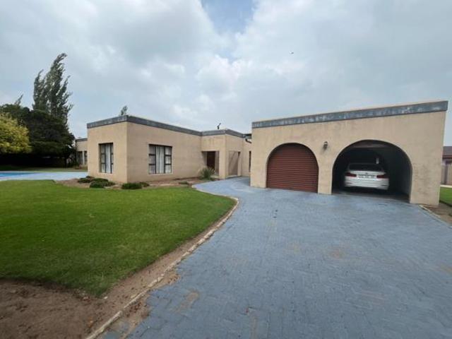 House for sale in Gert Sibande, Mpumalanga