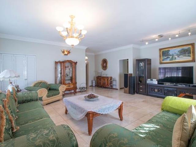 House for sale in Cape Town, Western Cape