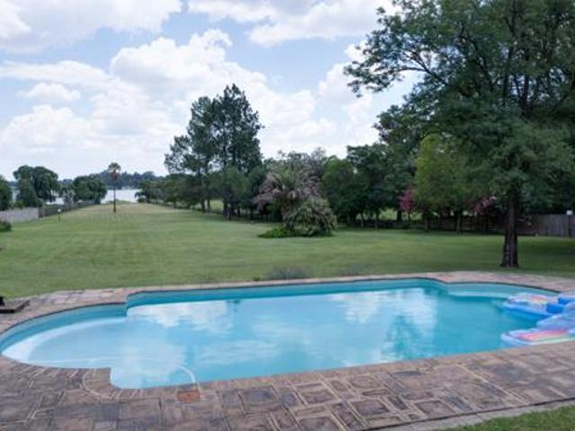 House for sale in Vanderbijlpark, Emfuleni Local Municipality