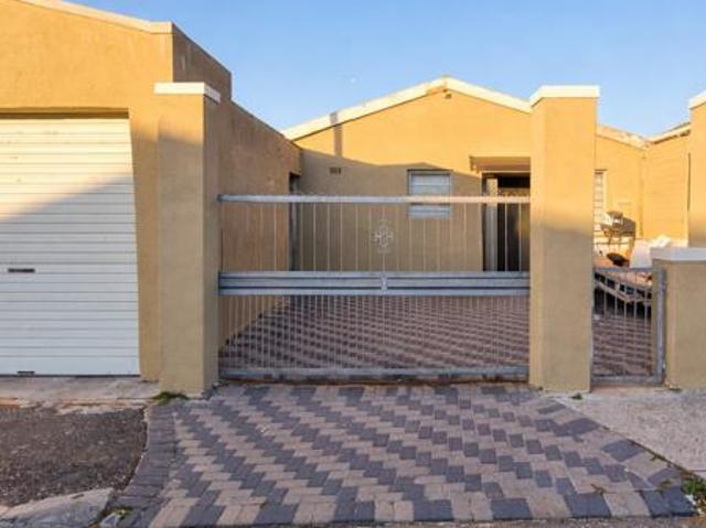 House for sale in Cape Town, Western Cape