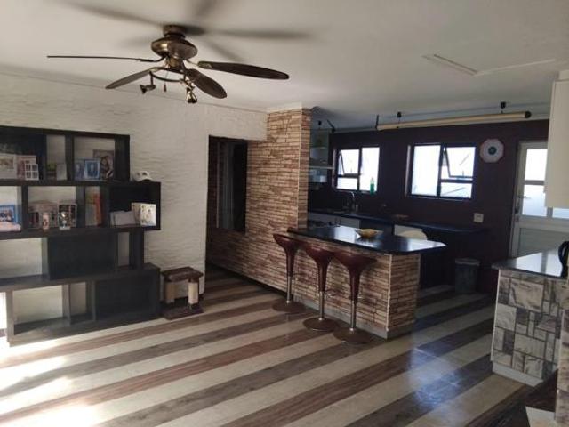 House for sale in Cape Town, Western Cape