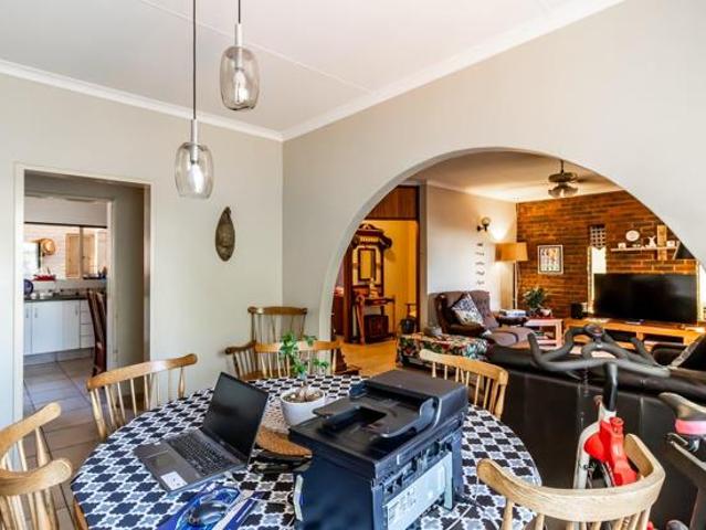 House for rent in Waterkloof, Gauteng