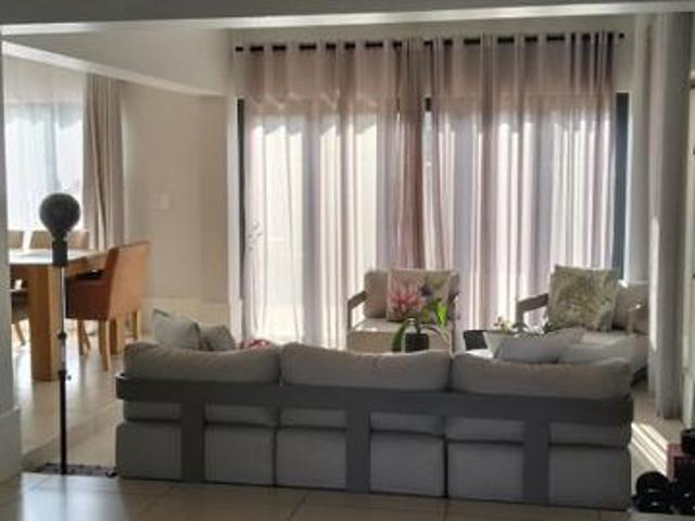 House for rent in Waterkloof, Gauteng