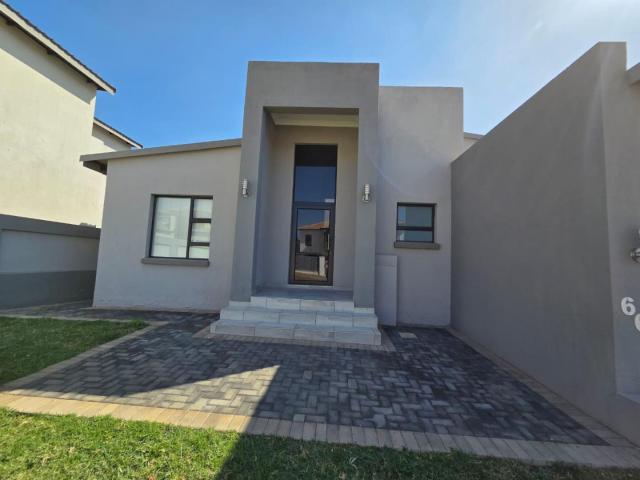 House for sale in Waterkloof, Gauteng