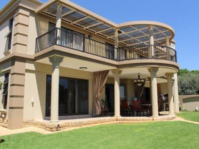 House for rent in Waterkloof, Gauteng