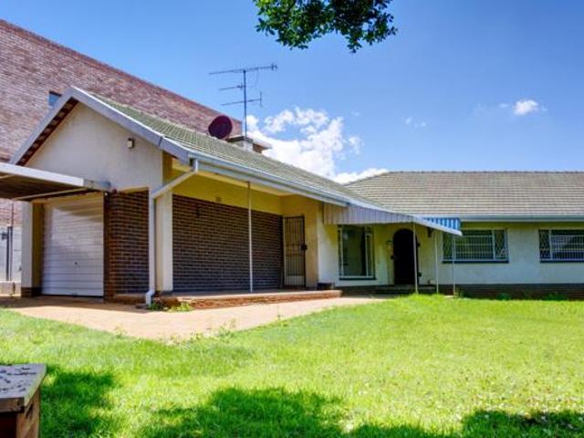 House for rent in Vosloorus, Gauteng