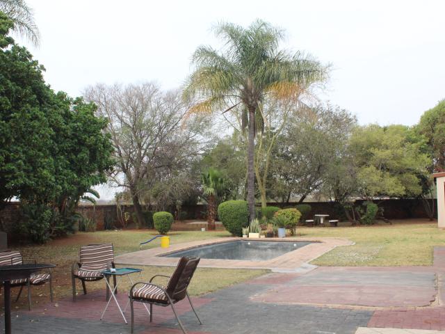 House for sale in Hartbeespoort Dam Nature Reserve, North West