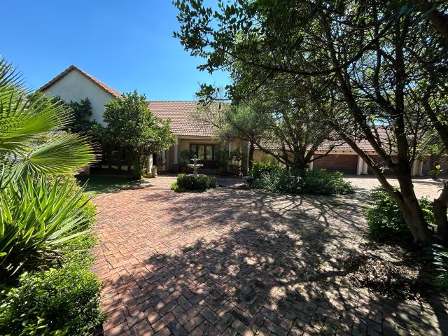 House for sale in Waterkloof, Gauteng