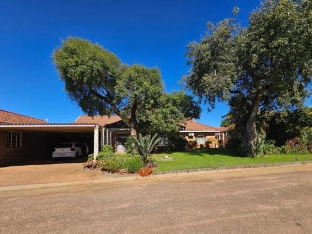 House for sale in Naboomspruit, Limpopo