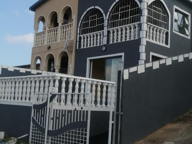 House for sale in Chatsworth, Kwazulu-natal