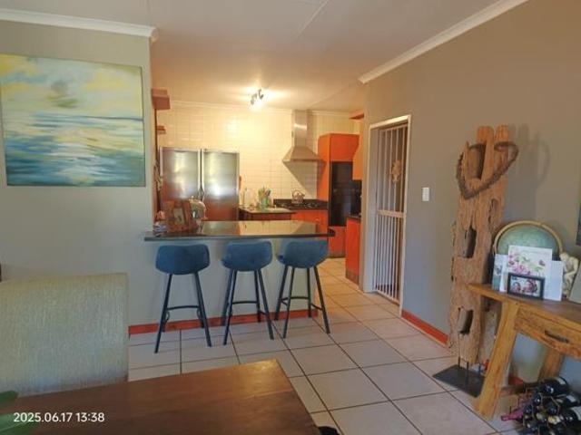 House for rent in Waterkloof, Gauteng