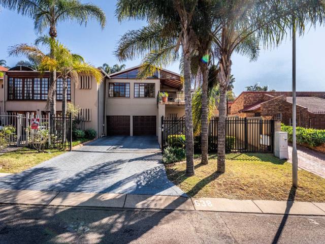 House for sale in Waterkloof, Gauteng