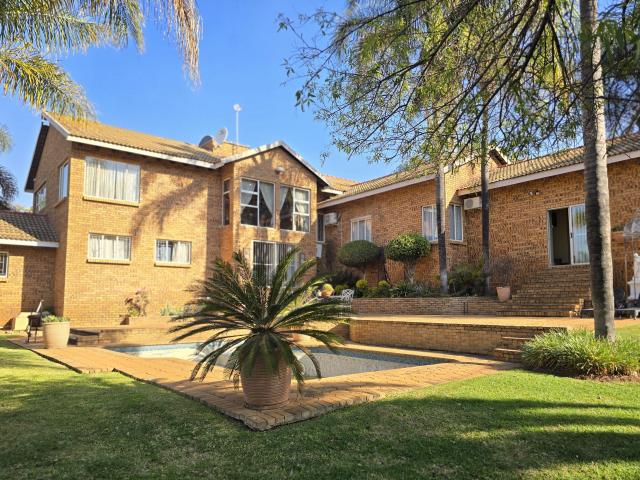 House for sale in Waterkloof, Gauteng