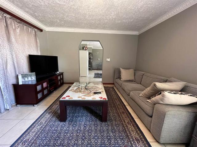 House for sale in Johannesburg, East
