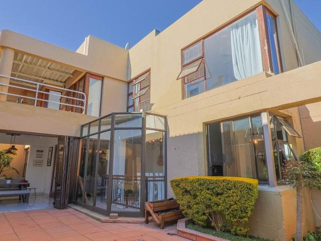 House for sale in Sandton, Morningside