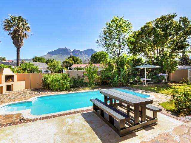 House for sale in Somerset West, Western Cape