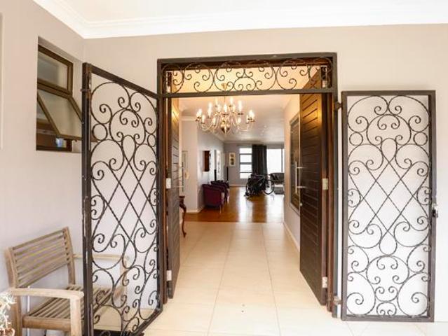 House for sale in Durban, eThekwini Metropolitan Municipality