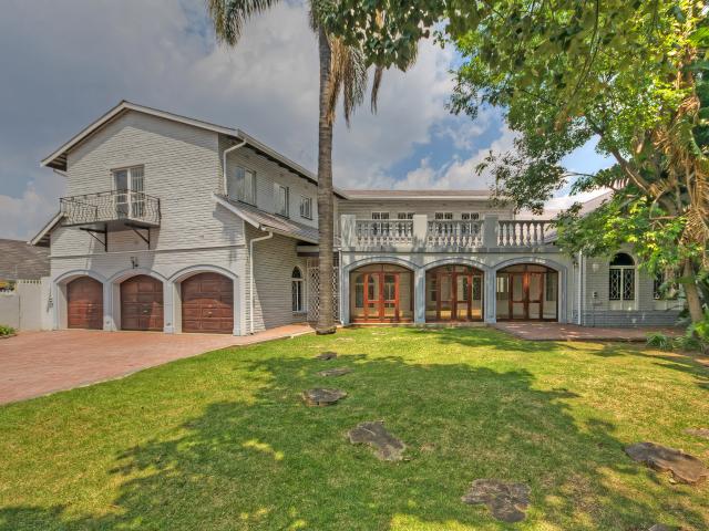 House for sale in Sandton, City of Johannesburg Metropolitan Municipality