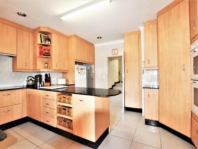 House for sale in Johannesburg, North & Sandton