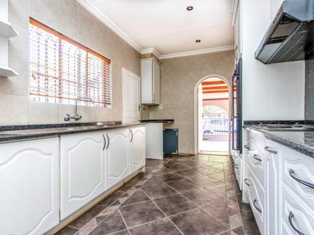 House for rent in Vosloorus, Gauteng