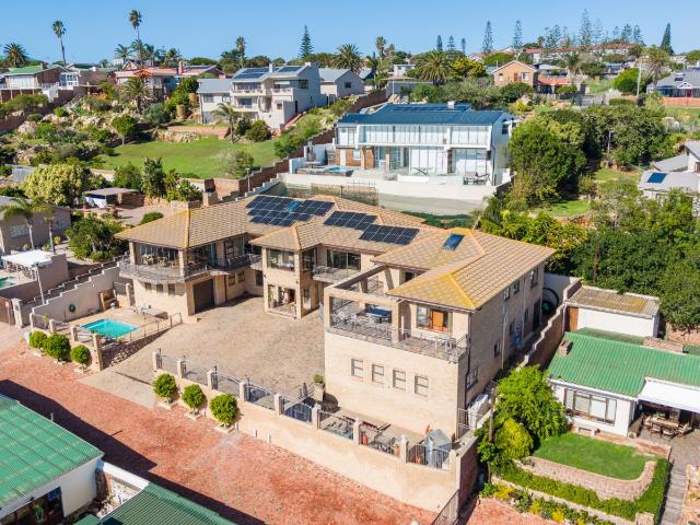 House for sale in Groot Brak Rivier, Western Cape