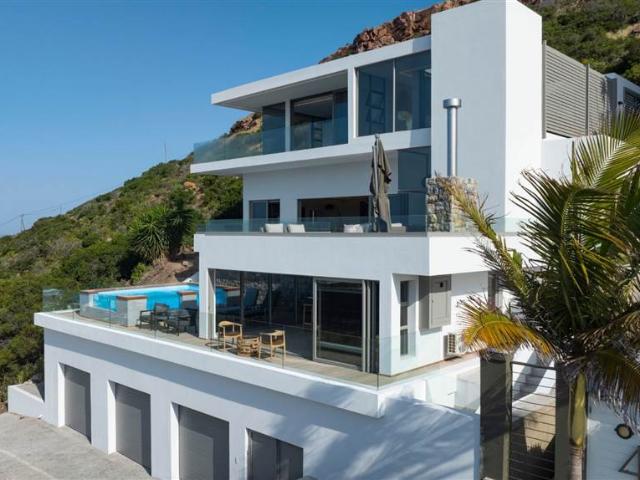House for sale in Blanco, Garden Route District Municipality