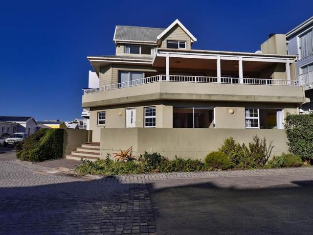 House for sale in Groot Brak Rivier, Western Cape