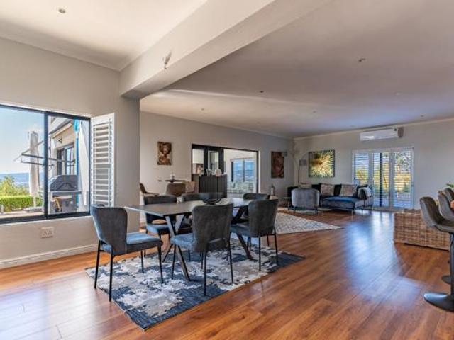 House for sale in Cape Town, Western Cape