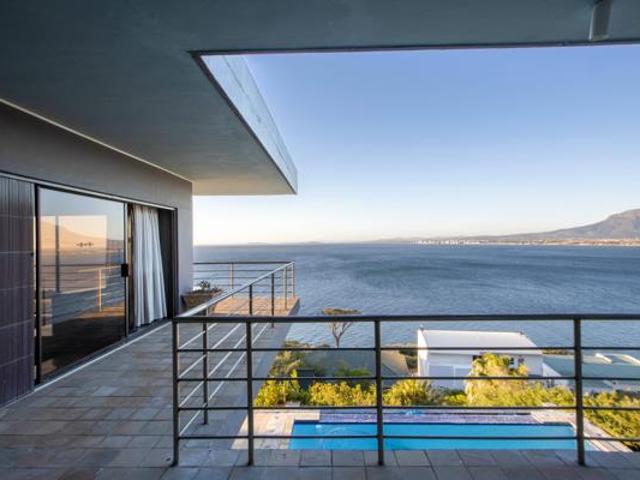 House for sale in Cape Town, Western Cape