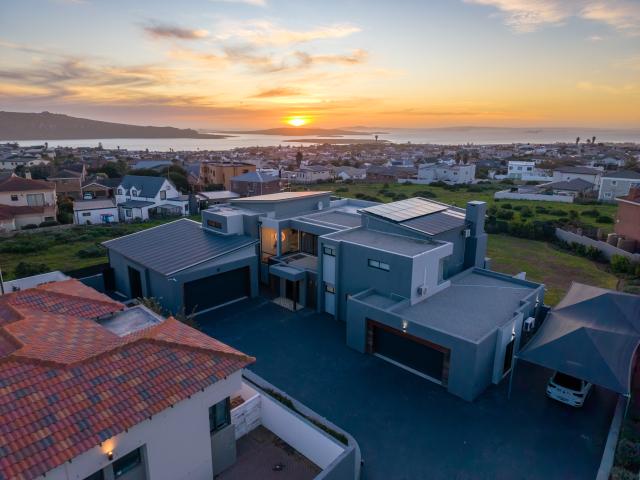 House for sale in West Coast, Britannia Bay