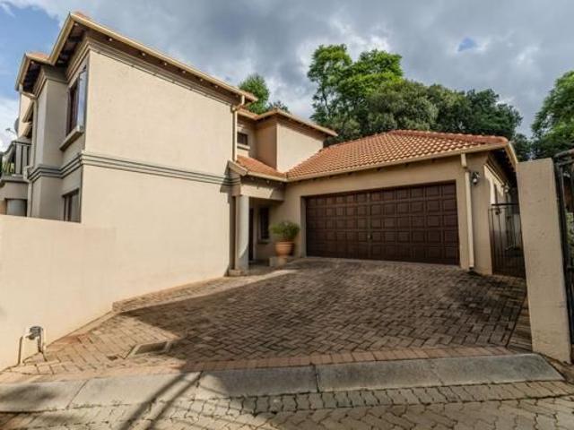 House for rent in Waterkloof, Gauteng