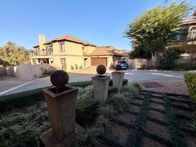 House for rent in Waterkloof, Gauteng
